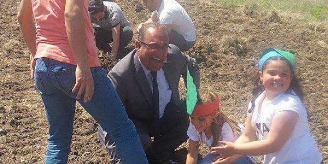 Minik Öğrenciler 182 Adet Fidan Dikti