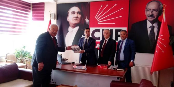Türk Kızılayı Kayseri Şubesi Chp Kayseri İl Başkanlığı’nı Ziyaret Etti.