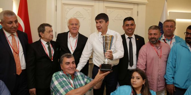 Türel, Şampiyonları Ağırladı