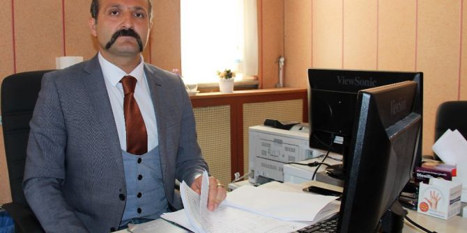 Doğumda Kalın Bağırsağı Yırtılan Kadın Yıllar Sonra Sağlığına Kavuştu