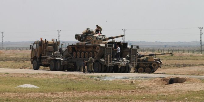 Sınıra Yerleştirilen Tanklar Namlularını Suriye’ye Çevirdi