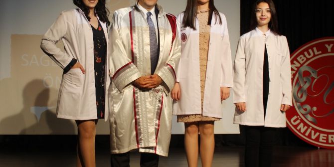 Geleceğin Sağlıkçıları Önlüklerini Giydi