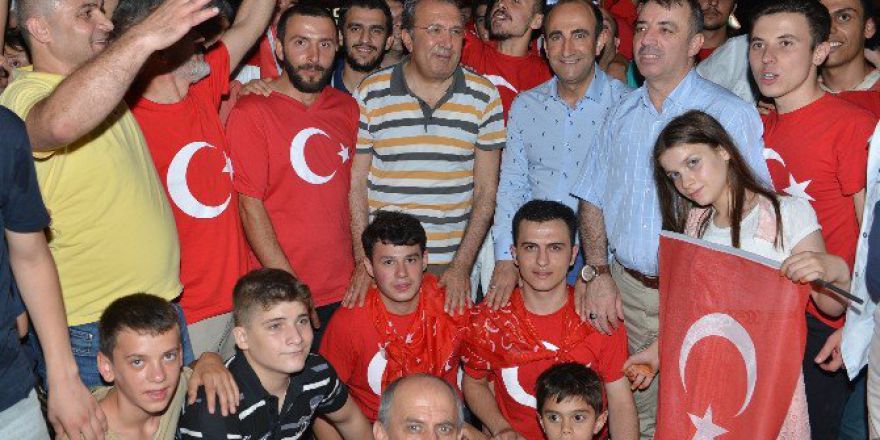 Demokrasi Nöbetinden Vatan Nöbetine