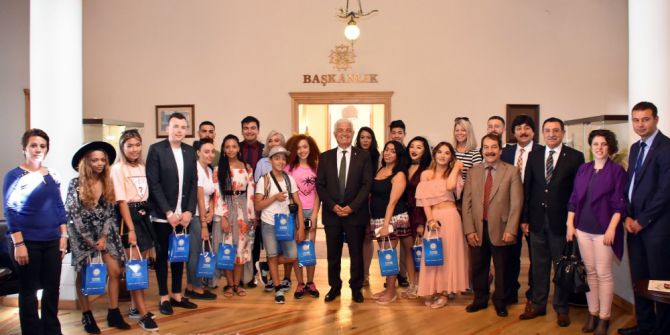 Büyükşehir, Muğla’yı Sosyal Medya Fenomenleri İle Dünya’ya Tanıtıyor