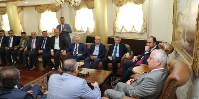 Belediye Başkanları Şanlıurfa’da