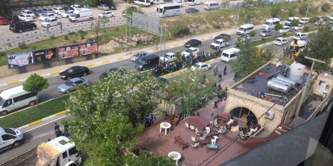 Mardin’de Ruhsatsız Binalar Yıkıldı