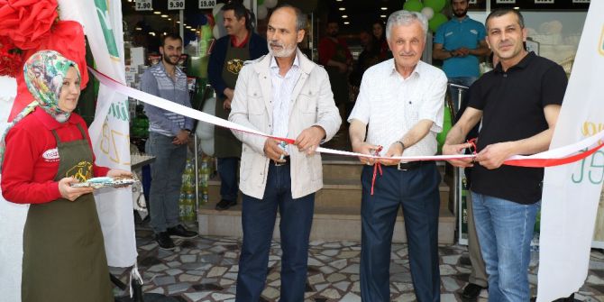 Yeni Konsept, Kasap Ve Şarküteri Bir Arada