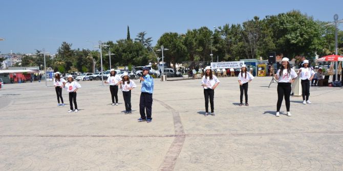 Biga’da Trafik Ve İlk Yardım Haftası
