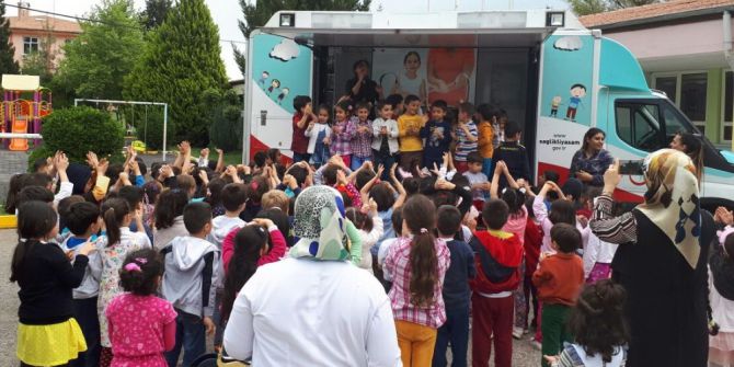 Minik Öğrencileri El Yıkamanın Önemi Anlatıldı