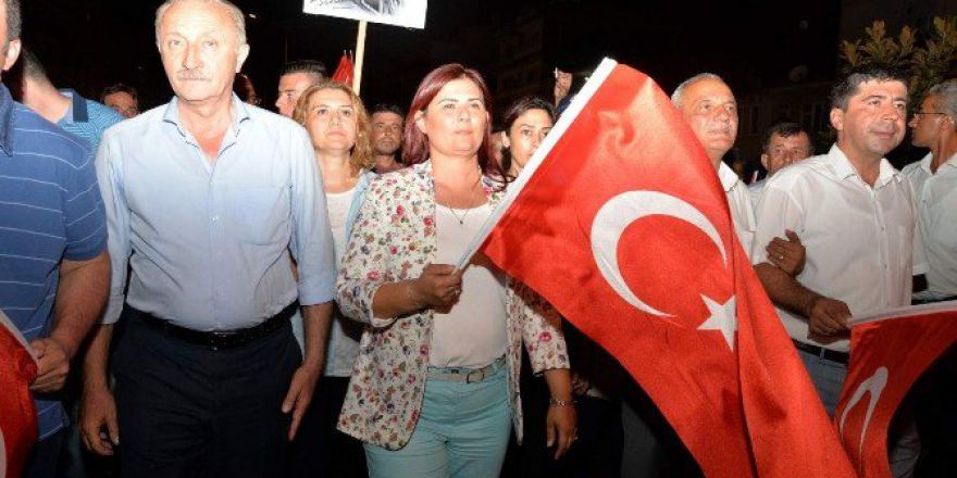 Başkan Çerçioğlu, Çine’de Demokrasi Yürüyüşüne Katıldı