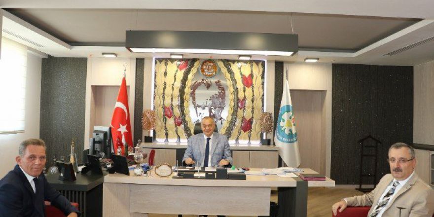 Karaköse’den Başkan Ergün’e Ziyaret