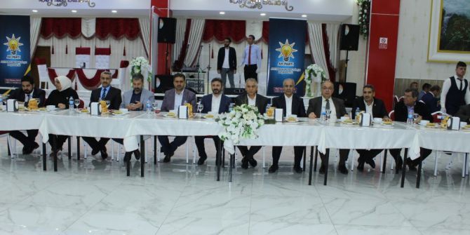 Tbmm Başkan Vekili Aydın Ve Milletvekilleri Vatandaşlarla Bir Araya Geldi