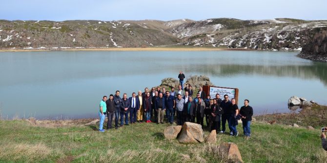 Nemrut Krater Gölü İlk Ziyaretçilerini Ağırladı