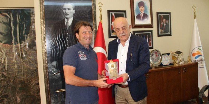 Kaya Çilingiroğlu: "Cumhurbaşkanına En Ufak Bir Şey Olsaydı Bugün Sokaklarda Gezemiyorduk"