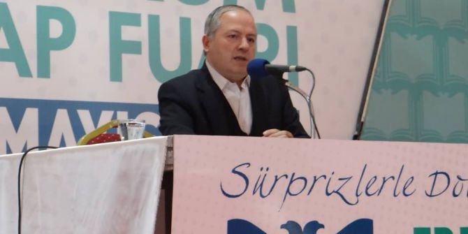 Tyb Başkanı İspirli, Kitap Fuarı’nda Erzurumlu Şairleri Anlattı