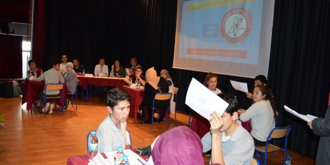 Simav’da Yıldızlar Yarıştı