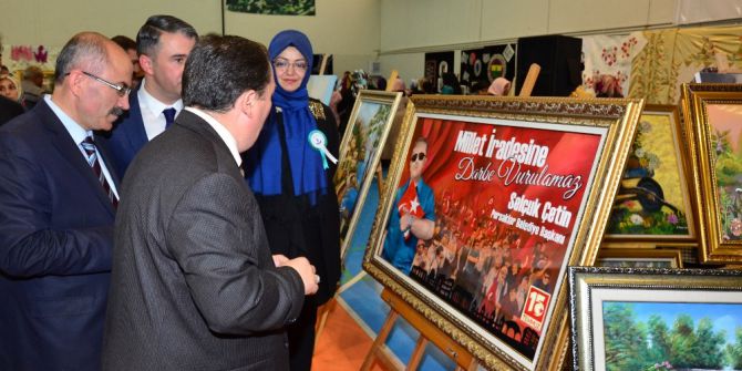 Pursaklar’da 8. El Sanatları Sergisi Açıldı