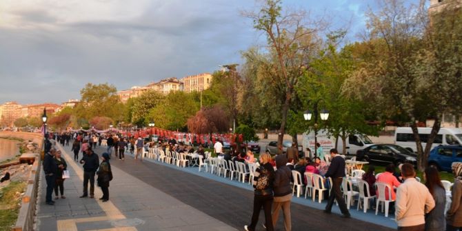 Barış Ve Kardeşlik İçin Hıdrellez Kahvaltısında Buluştular