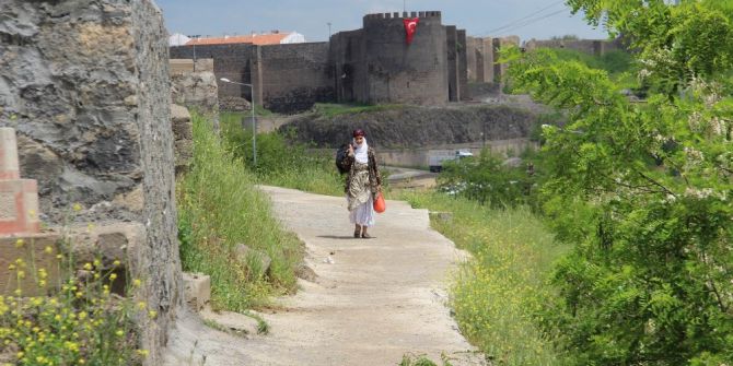 Kabir Ziyareti İçin Para Toplayarak Yol Yaptılar