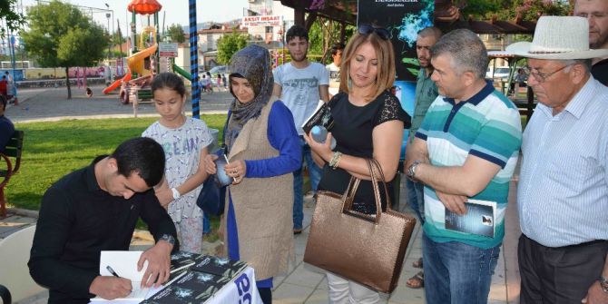 “Genç Kalem” Kitabının Gelirini Üniversite’ye Bağışlayacak