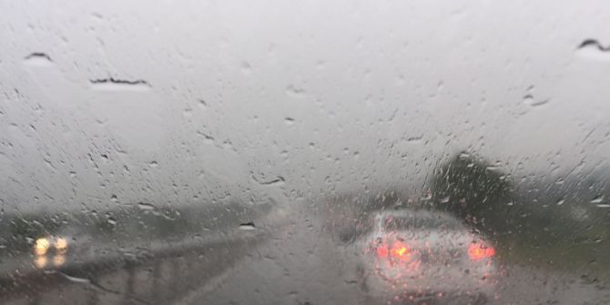 Şimşeklerin Dansı