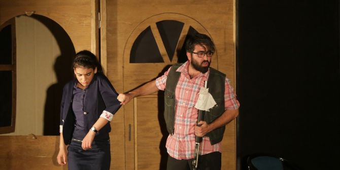 Haliliye Tiyatro Grubu, Duvarların Ötesi Oynunu Akçakale’de Sahneledi