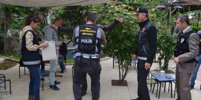 Siirt’te 14 Ekiple Okul Önünde Uygulama Yapıldı