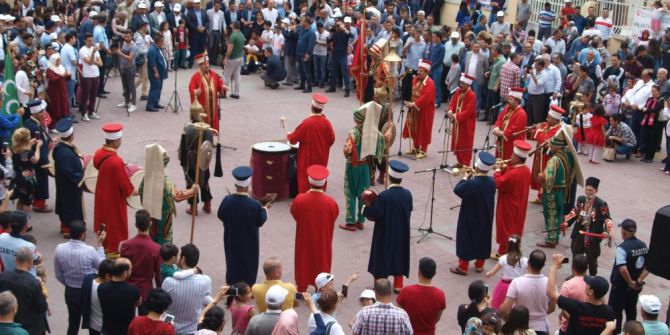 Mehteran Takımın Gösterisi Tarsusluları Mest Etti