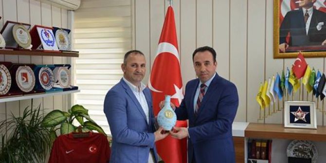 Türkiye Güreş Milli Takımlar Teknik Direktörü Berber’den İl Müdür Yıldız’a Ziyaret