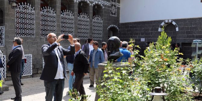 Terörden Arındırılan Sur Turizmin Başkenti Olma Yolunda