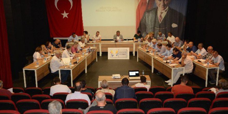 Güzelçamlı’da Yerel Üreticilerin Arıcılık Faaliyetine Belediye Meclisinden Onay