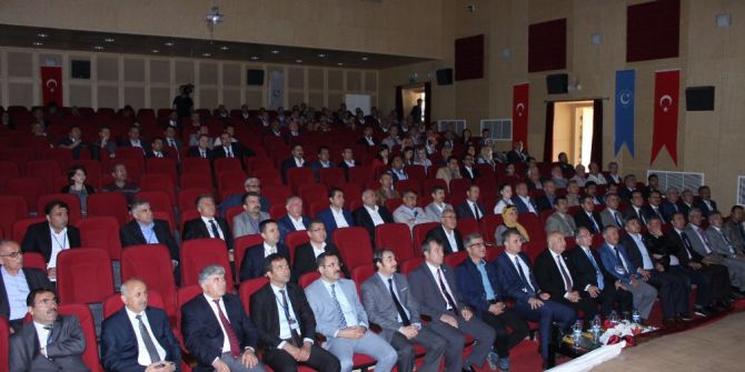 ‘Yenilikçi Yöntemlerle Eğitime Bakış’ Konulu Çalıştay Yapıldı