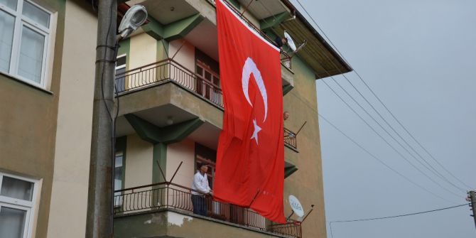 Yaralı Askerin Şehit Haberi Baba Ocağına Ulaştı