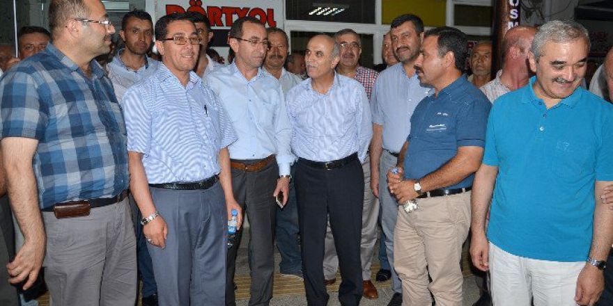 Başbakanlık Başdanışmanı Akça Osmancık’ta Demokrasi Nöbetinde