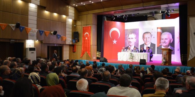 Ak Parti Kırıkkale’de İl Danışma Meclisi Toplantısı Düzenledi