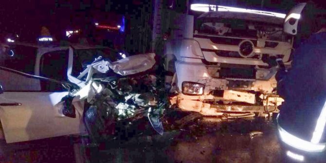 Antalya’da Trafik Kazası: 2 Ölü