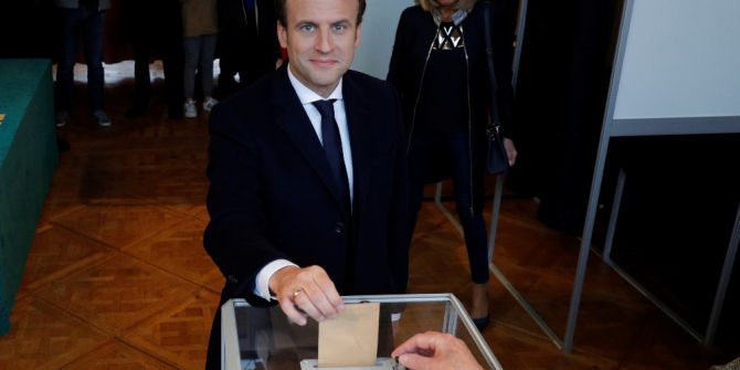 Cumhurbaşkanı Adayı Macron Sandık Başında