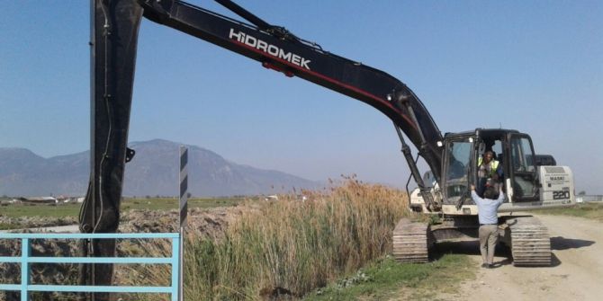 Kötü Koku Ve Sinekten Kurtuldular