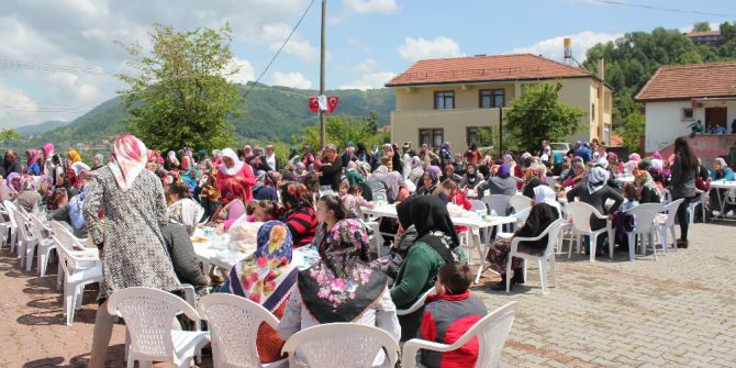 Elvanpazarcık Beldesinde Hıdrellez Coşkusu