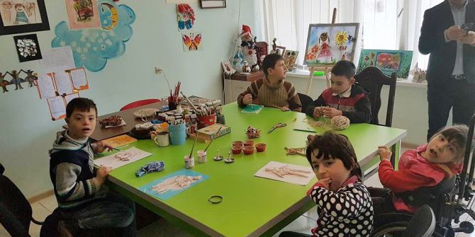 Tika’dan Batum’da Engelli Çocukların Eğitim Gördüğü Merkeze Destek