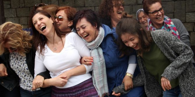 Hem Güldüler Hem De Güldürdüler