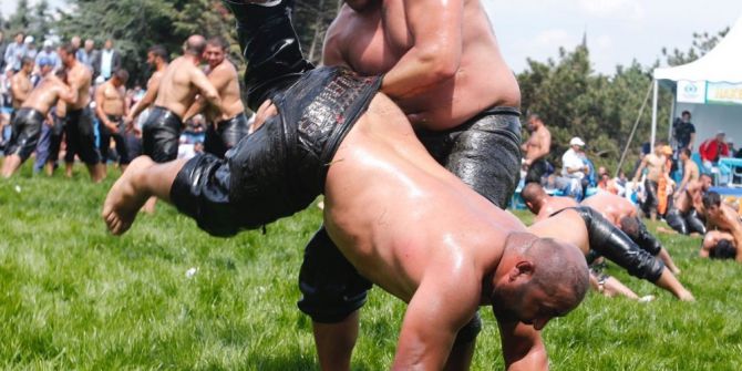 Sultangazi Yağlı Güreşler Başpehlivanı Recep Kara Oldu