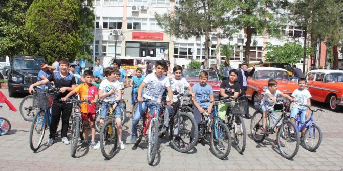 Bahar Şenliği Bisikletlerle Sağlık Şenliğine Döndü