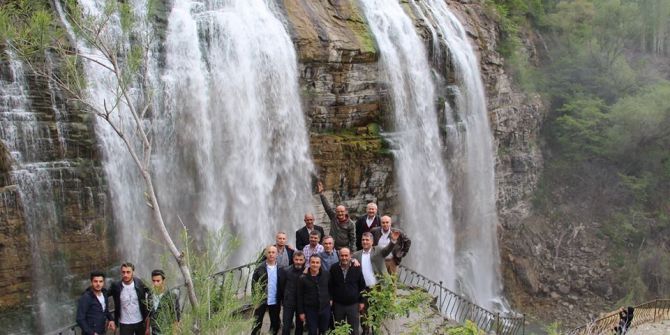 Tortum Şelalesi Hafta Sonu Doldu Taştı