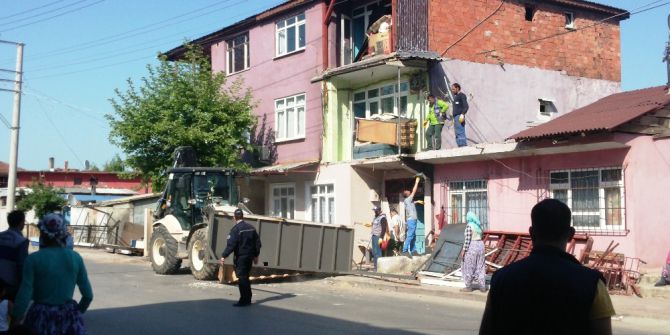 İzmit’te Kaçak Yapılara Yıkım Kararı Çıkıyor