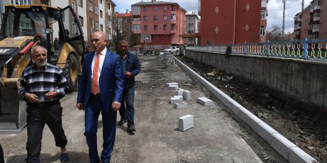 Yakutiye Şükrüpaşa’da 10 Bin Metrekare Kaldırım Yapıyor