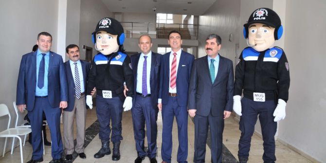 Muş’ta ’Karayolu Güvenliği Ve Trafik Haftası’ Etkinliği