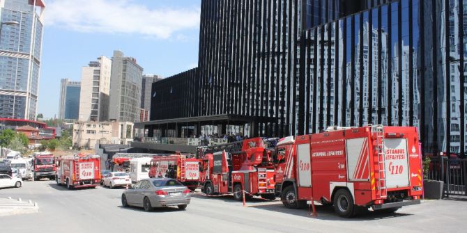 Maslak’ta Plazada Yangın Paniği