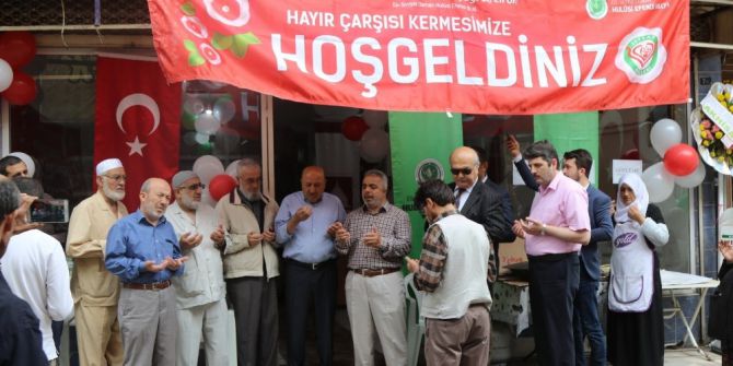 Öğrenciler Yararına Kermes