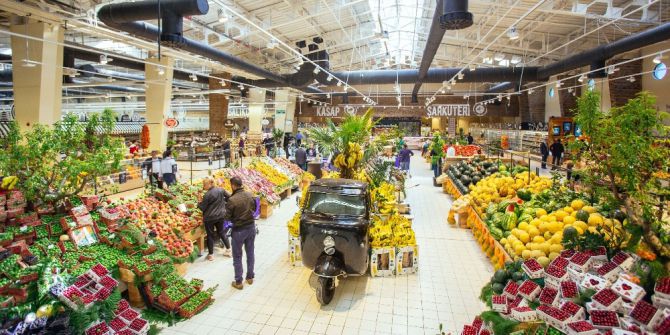İstinye Carrefoursa, Boğaz’ın Köklü Semtine Çıpa Attı
